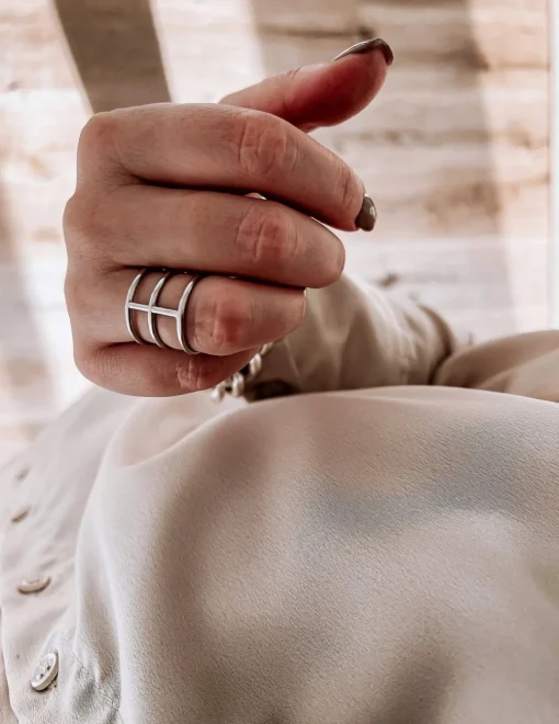 Anello Regolabile Lineal COLORE ARGENTO Bianco