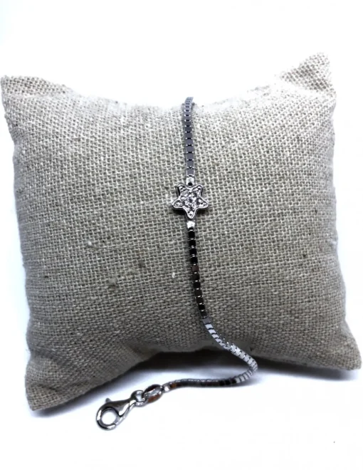 Bracciale a Maglie Lisce con Stella di Zirconi