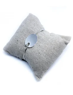 Bracciale Rigido Bianco con Targhetta Ovale