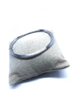 Bracciale rigido da 5 mm Inciso a Mano COLORE ARGENTO Bianco