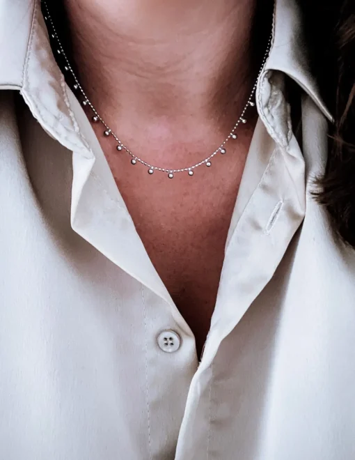 Collana Corta Sfere Pendenti COLORE ARGENTO Bianco