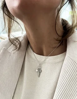 Collana Piuma Perla e Quadrifoglio