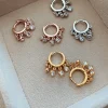 Monorecchino a Scattino con Zirconi Pendenti COLORE ARGENTO Dorato