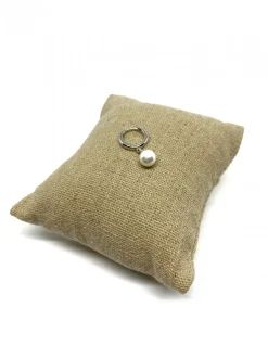 Monorecchino a Scattino con Perla Pendente COLORE ARGENTO Bianco