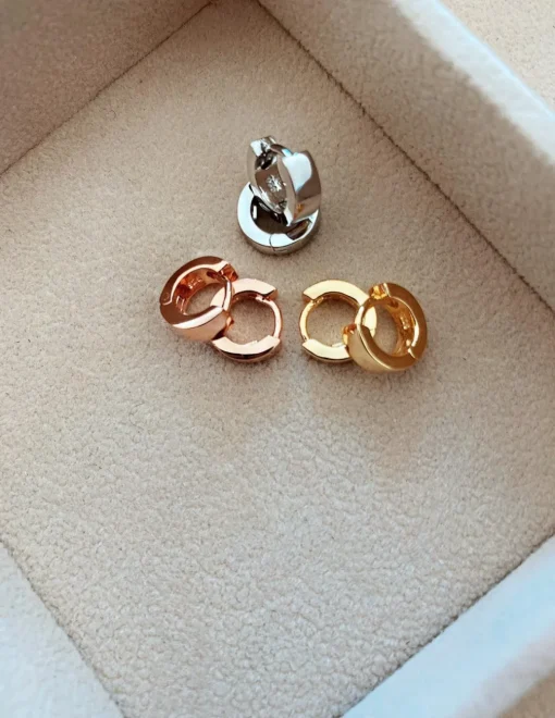 Monorecchino a Scattino da 10mm Spesso COLORE ARGENTO Bianco