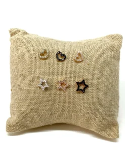Monorecchino con Profilo di Zirconi COLORE ARGENTO Bianco COLORE ZIRCONI zirconi bianchi SOGGETTO stellina