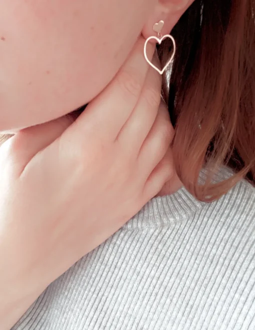 Orecchini con Pendente a Filo COLORE ARGENTO Bianco SOGGETTO cuore