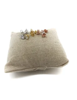 Orecchini Punto Luce 6 Griffe 6 mm COLORE ARGENTO Bianco